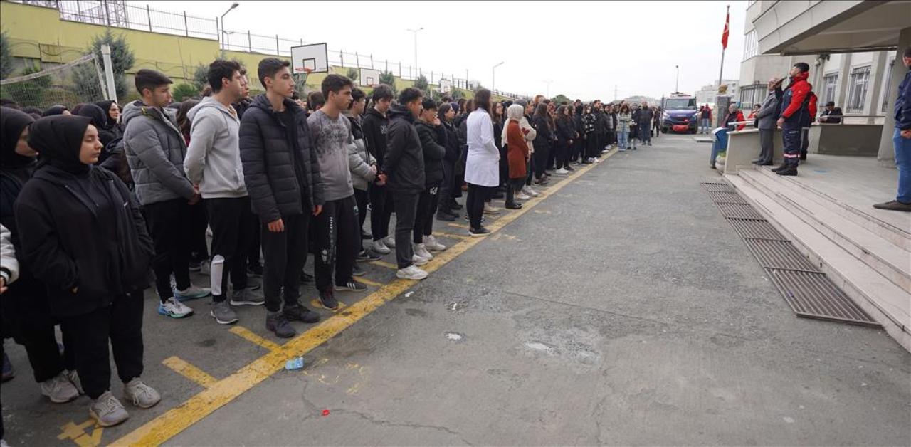 BAŞAKŞEHİR’DE AFETLERE KARŞI TOPLUMSAL BİLİNÇ ARTIYOR