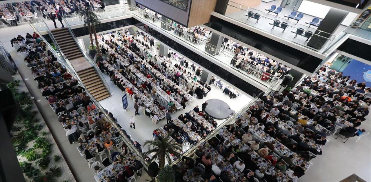 BAŞAKŞEHİR BELEDİYESİ PERSONELİ İFTARDA BULUŞTU