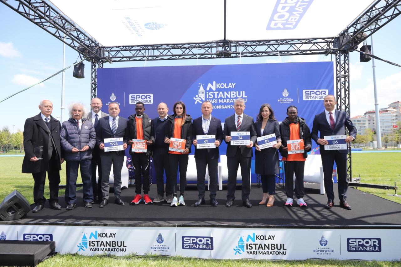 N KOLAY İSTANBUL YARI MARATONU PAZAR GÜNÜ KOŞULACAK