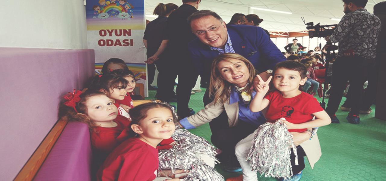 “TÜRKİYE BESLENME SAATİ” KONYA VE ANTALYA’DA TANITILDI