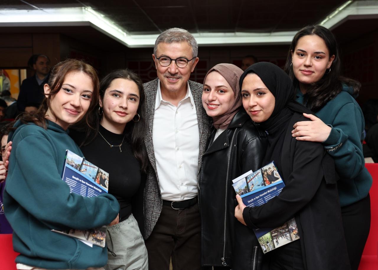 Lise son sınıflara 2.dönem eğitim desteklerini verdik