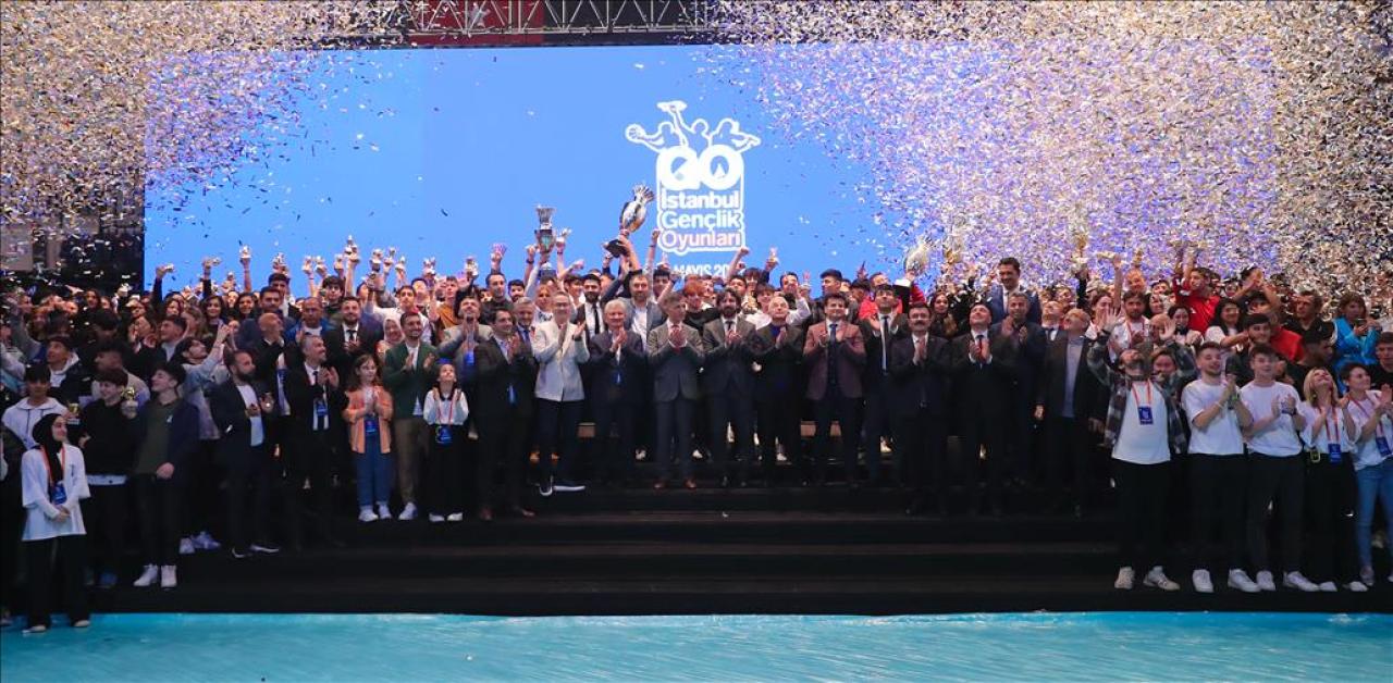 İSTANBUL GENÇLİK OYUNLARI’NDA GÖRKEMLİ FİNAL