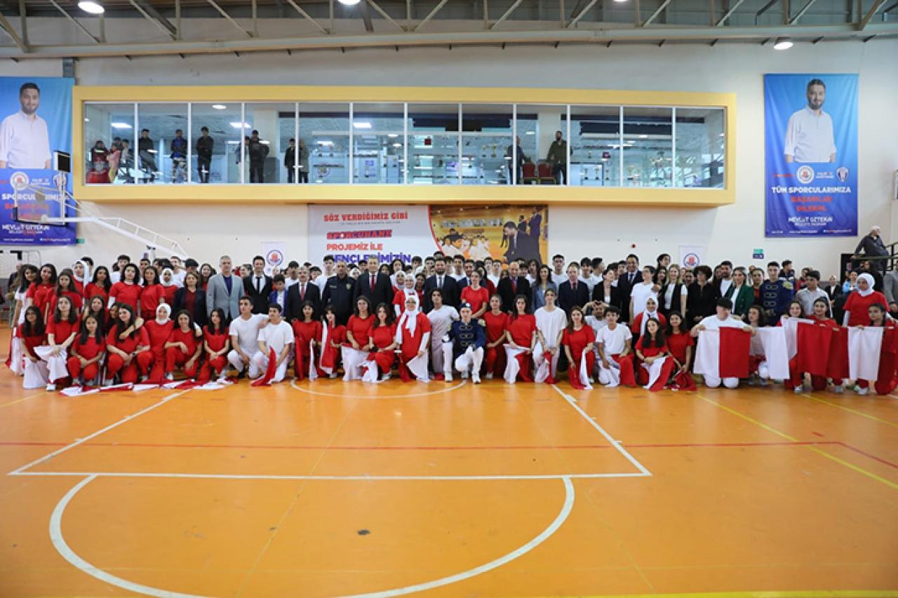 KÂĞITHANE’DE 19 MAYIS COŞKUSU