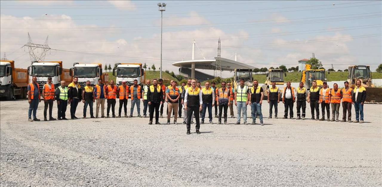 BAŞKAN KARTOĞLU ŞAMPİYONLAR LİGİ FİNAL ÇALIŞMALARINI FPV DRONE İLE İNCELEDİ