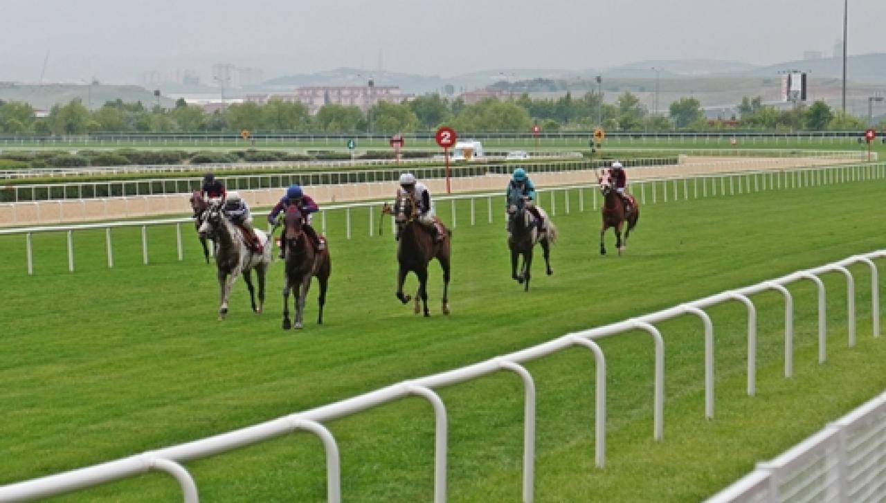 Necati Ünsal Koşusu'nu Çığgüzeli kazandı