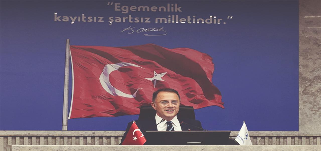 “BEYLİKDÜZÜ HALKI DEMOKRASİYE OLAN İNANCINI GÖSTERDİ”