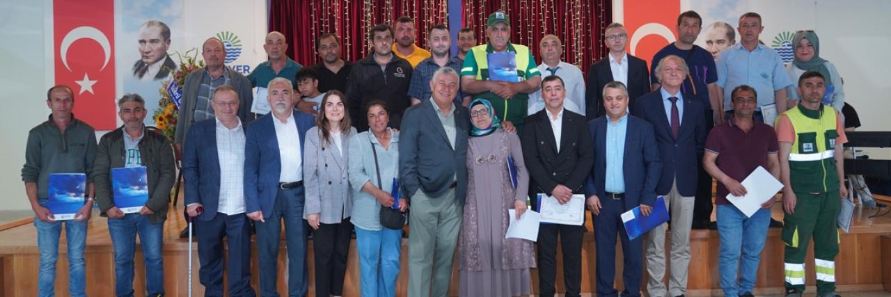 BELEDİYE ÇALIŞANLARININ MEZUNİYET HEYECANI