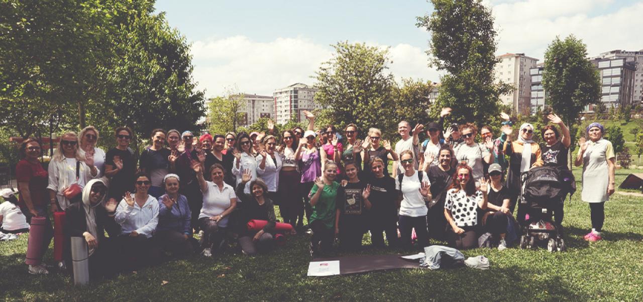 BEYLİKDÜZÜ BELEDİYESİ’NDEN ÜCRETSİZ YOGA EĞİTİMİ