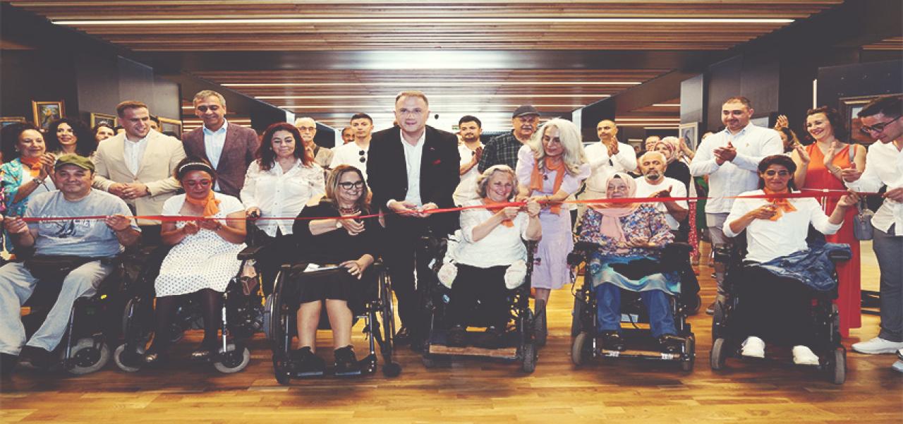 RENKLER OMURİLİK FELÇLİLERİNE UMUT OLACAK