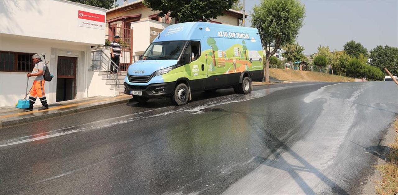 BAŞAKŞEHİR’DE AZ SU ÇOK TEMİZLİK