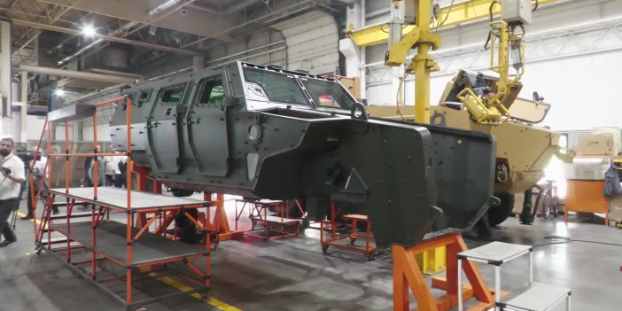 OTOKAR, İLK AĞIR SINIF PALETLİ İNSANSIZ KARA ARACI "ALPAR"İ TANITTI