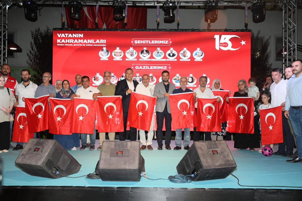 ŞEHİTLER DUALARLA ANILDI