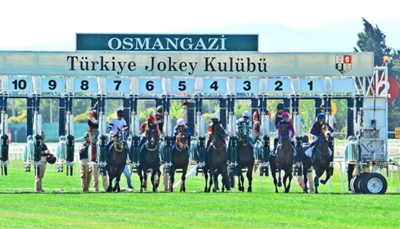 Bursa Büyükşehir Belediye Başkanlığı Koşusu'nda Sellyboy pist rekoru kırdı