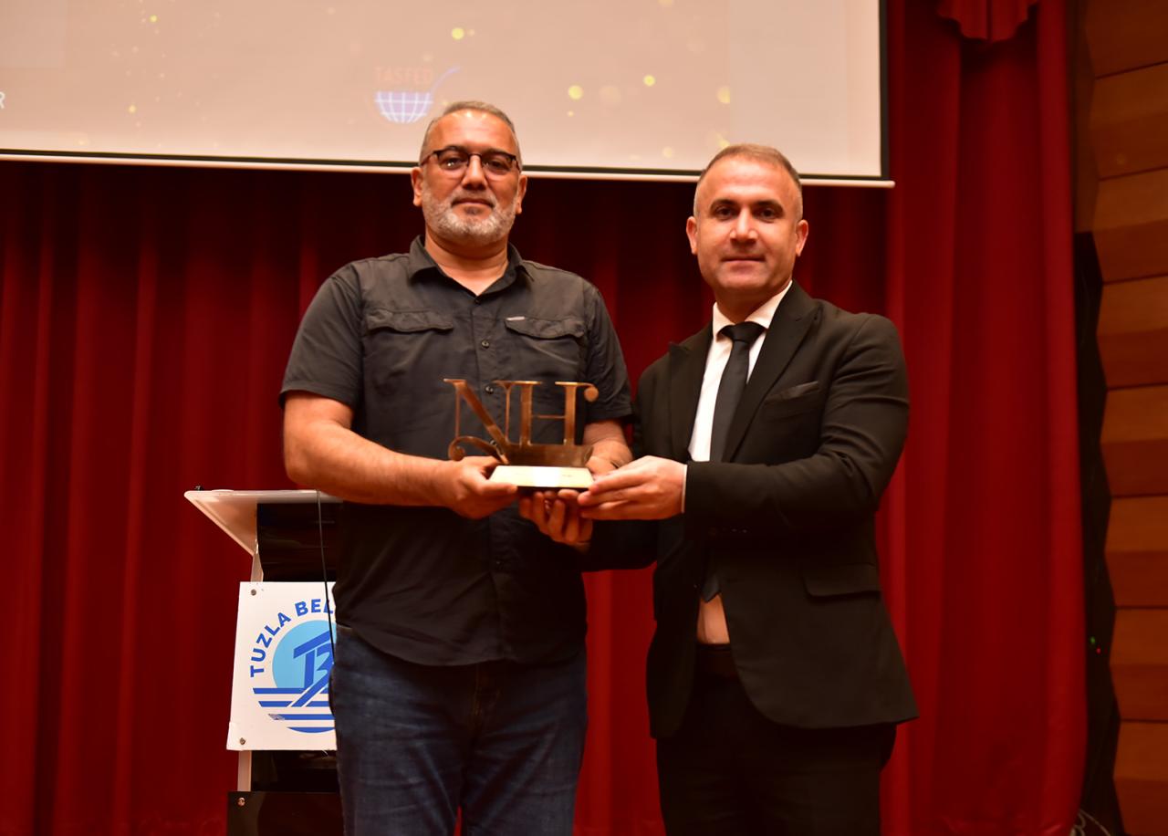 Tuzla Belediyesi Palmiye Balık Restoranına Yemek Ve Mutfak Kültürü Ödülü