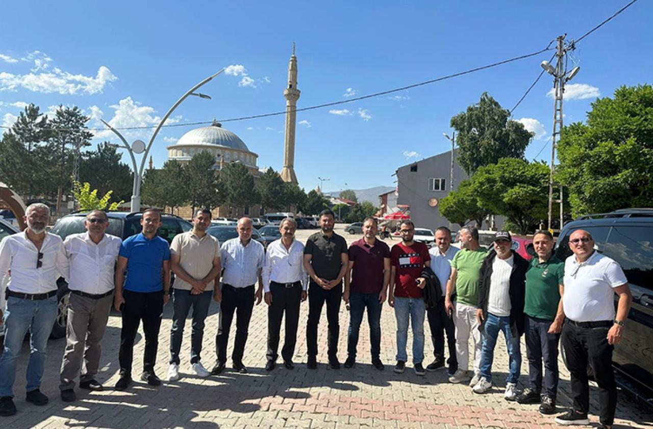 BAŞKAN ÖZTEKİN KARADENİZ TURUNDA HEMŞEHRİLERİYLE BULUŞTU