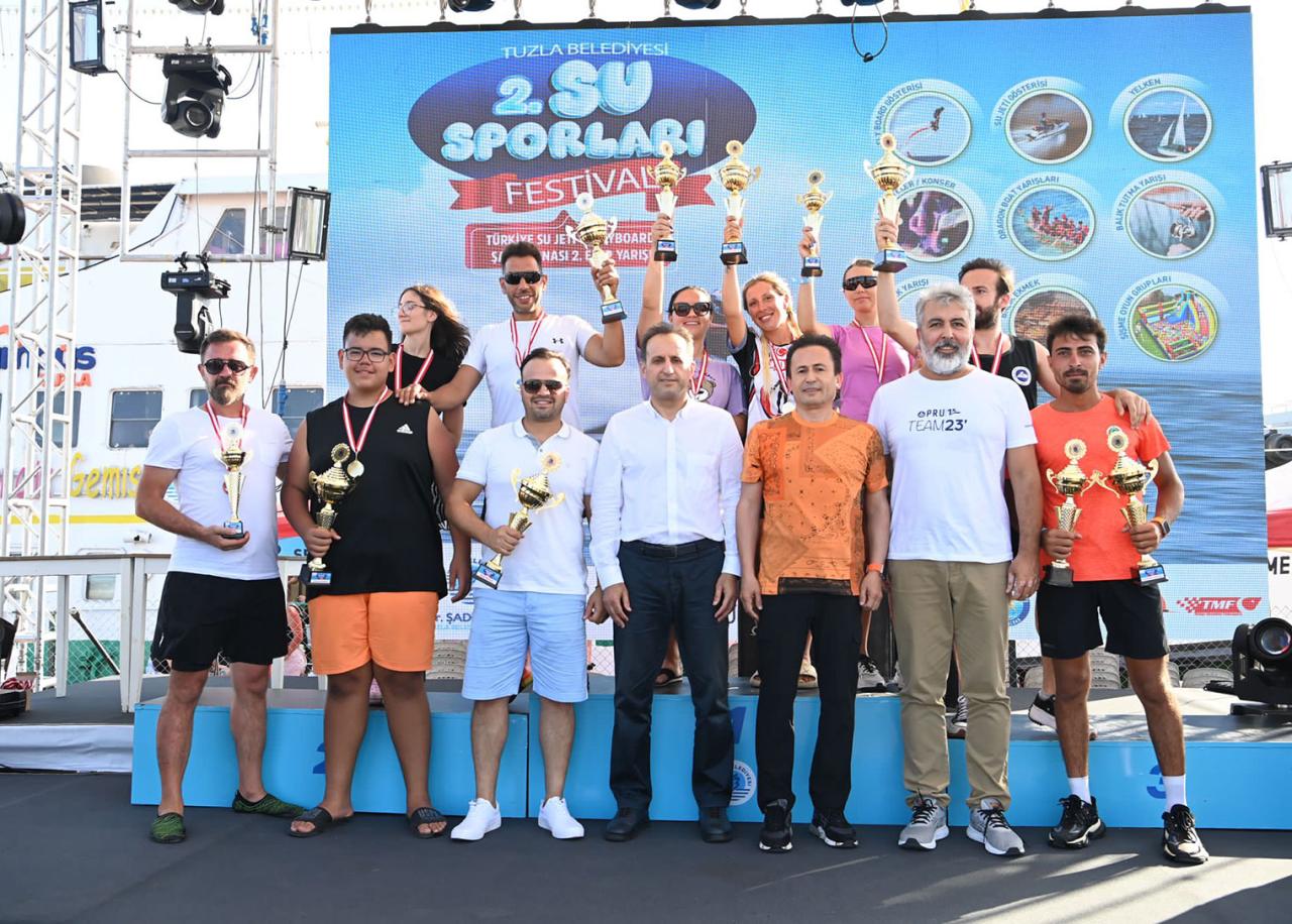 İstanbul’un Doğu Yakası Tuzla’da Düzenlenen Su Sporları Festivali Nefesleri Kesti