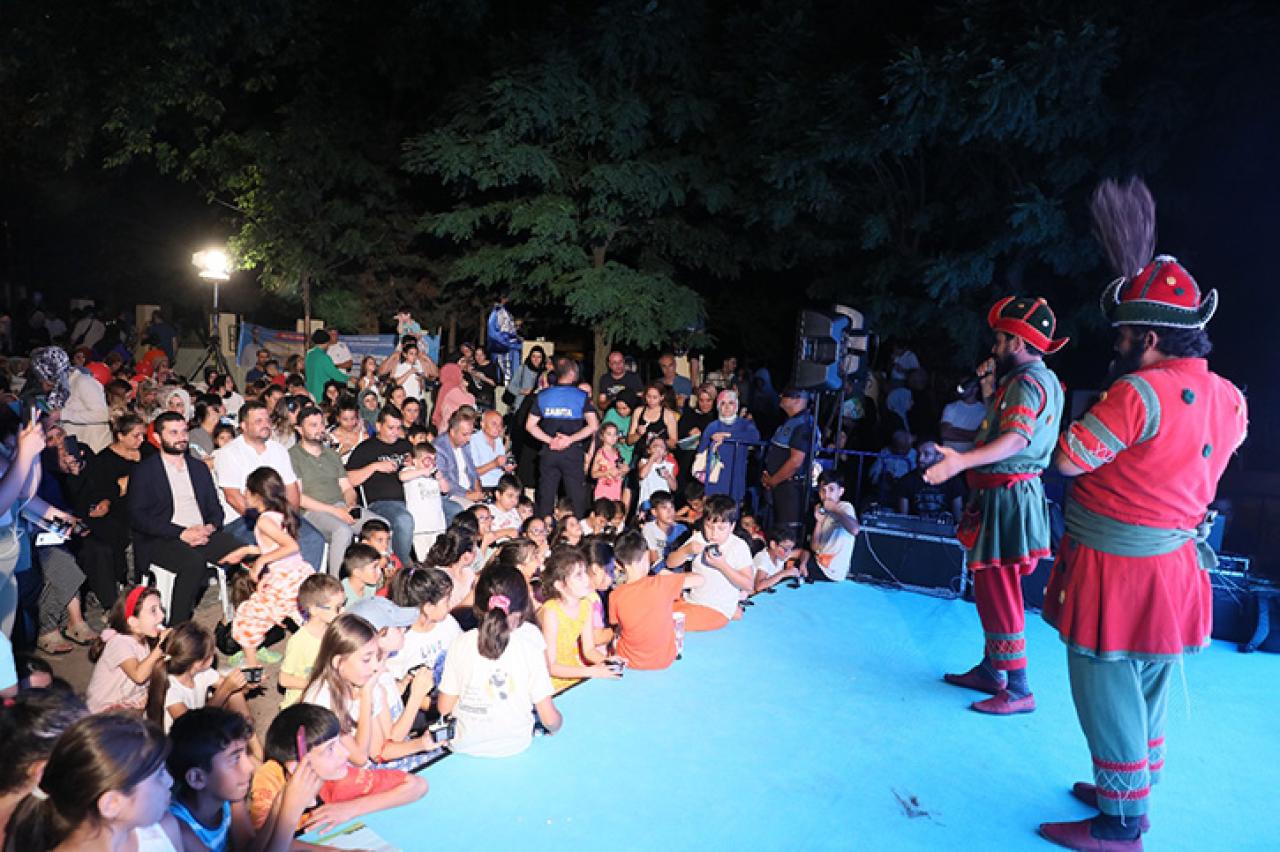 KAĞITHANE'DE YEDİDEN YETMİŞE MAHALLE ŞENLİĞİ