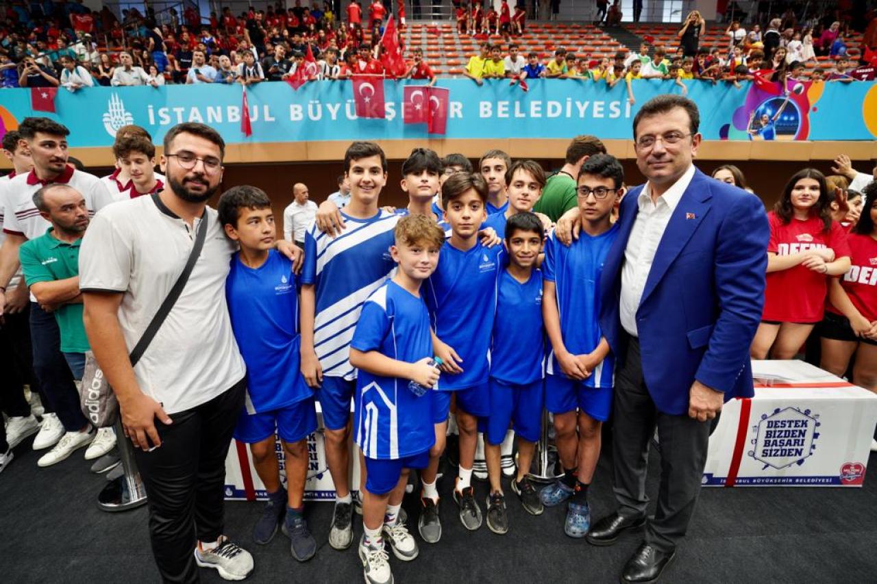 İBB’NİN SPORA VE SPORCUYA DESTEĞİ ARTARAK SÜRÜYOR