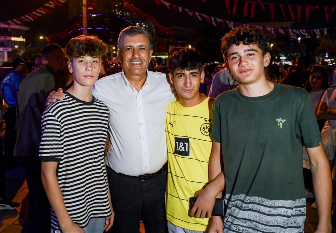 Konserden Eve Başkanın Makam Aracı İle Döndüler