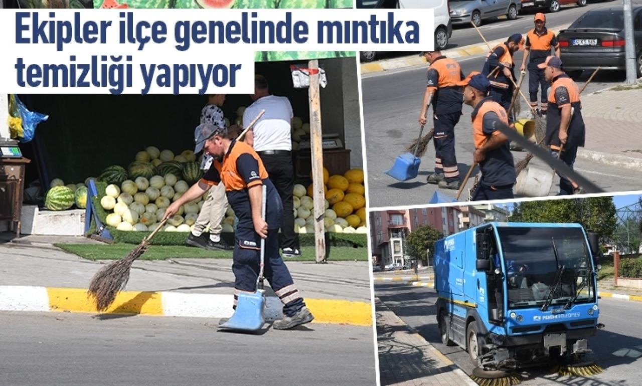 Ekipler mıntıka temizliği yapıyor