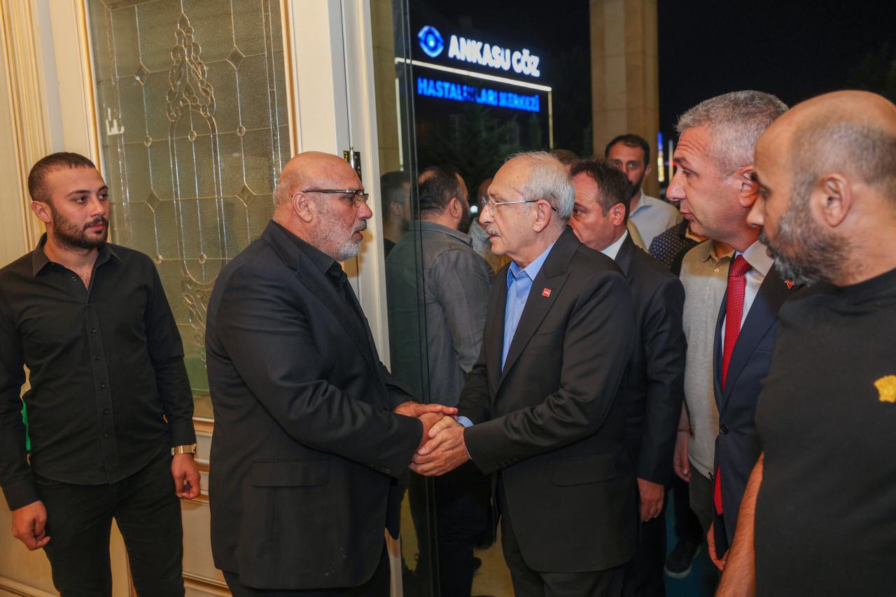 CHP Genel Başkanı Kemal Kılıçdaroğlu'ndan Tuncay Ayhan'ın Yakınlarına Taziye Ziyareti...