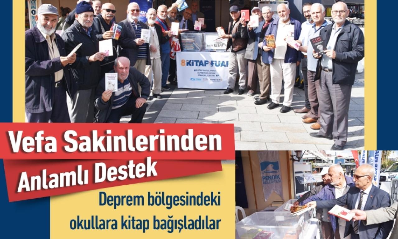 Deprem bölgesindeki okullara kitap bağışladılar