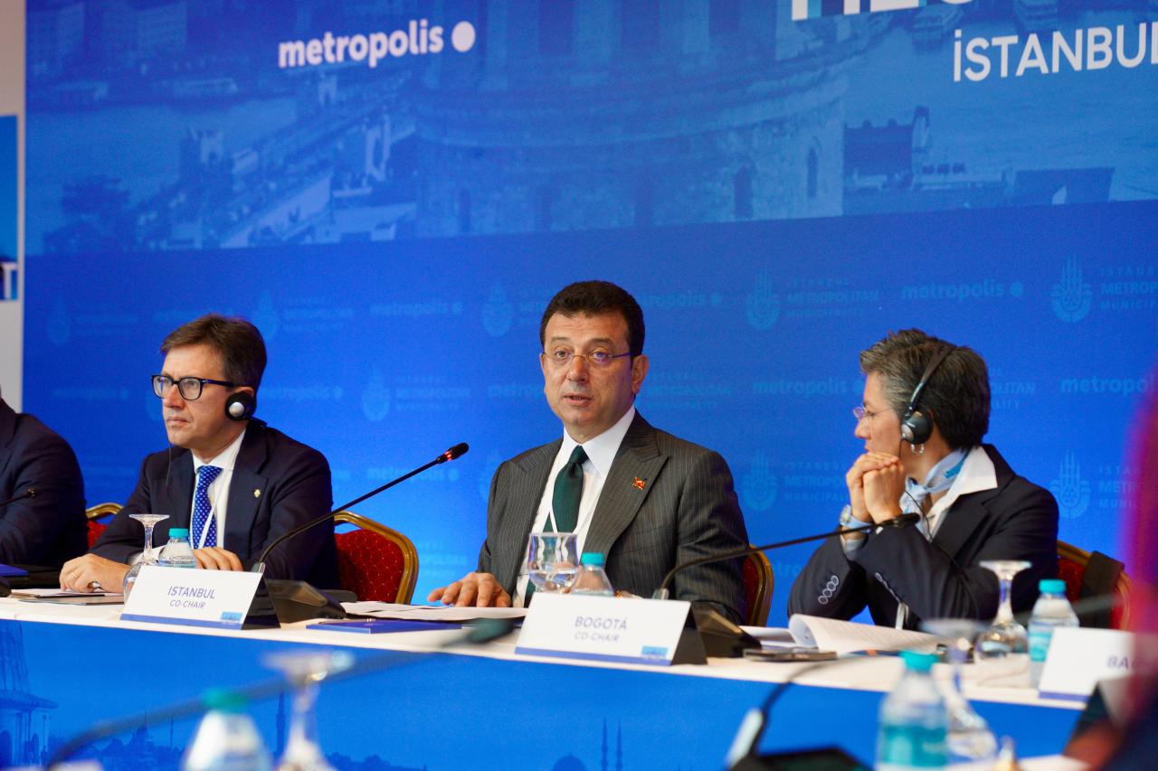 DÜNYANIN MEGA KENTLERİNİN BELEDİYE BAŞKANLARI ARTİSTANBUL FESHANE’DE BULUŞTU