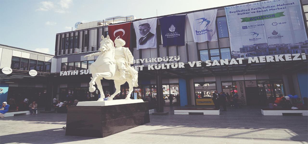 BATI İSTANBUL’UN EN BÜYÜK KÜLTÜR TESİSİ BEYLİKDÜZÜ’NDE AÇILDI