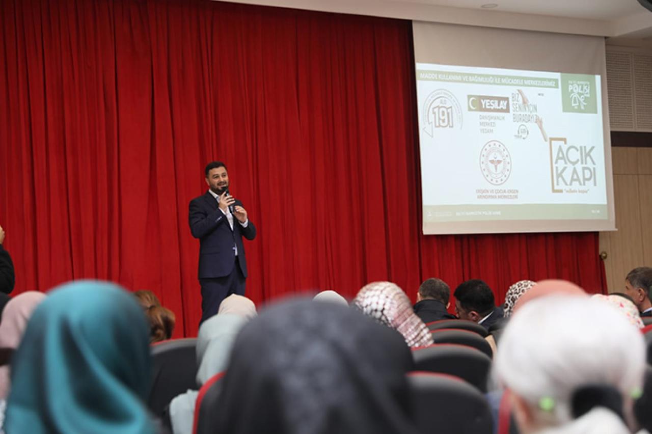 BAŞKAN ÖZTEKİN: 'BAĞIMLILIKLA MÜCADELEYİ KARARLILIKLA SÜRDÜRÜYORUZ'