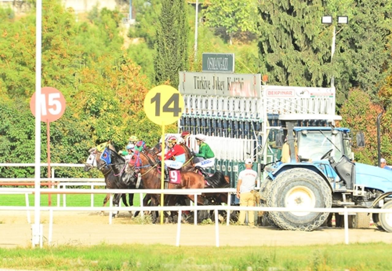 Anadolu Spor Gazetecileri Derneği Koşusu'nu Altıntepe kazandı