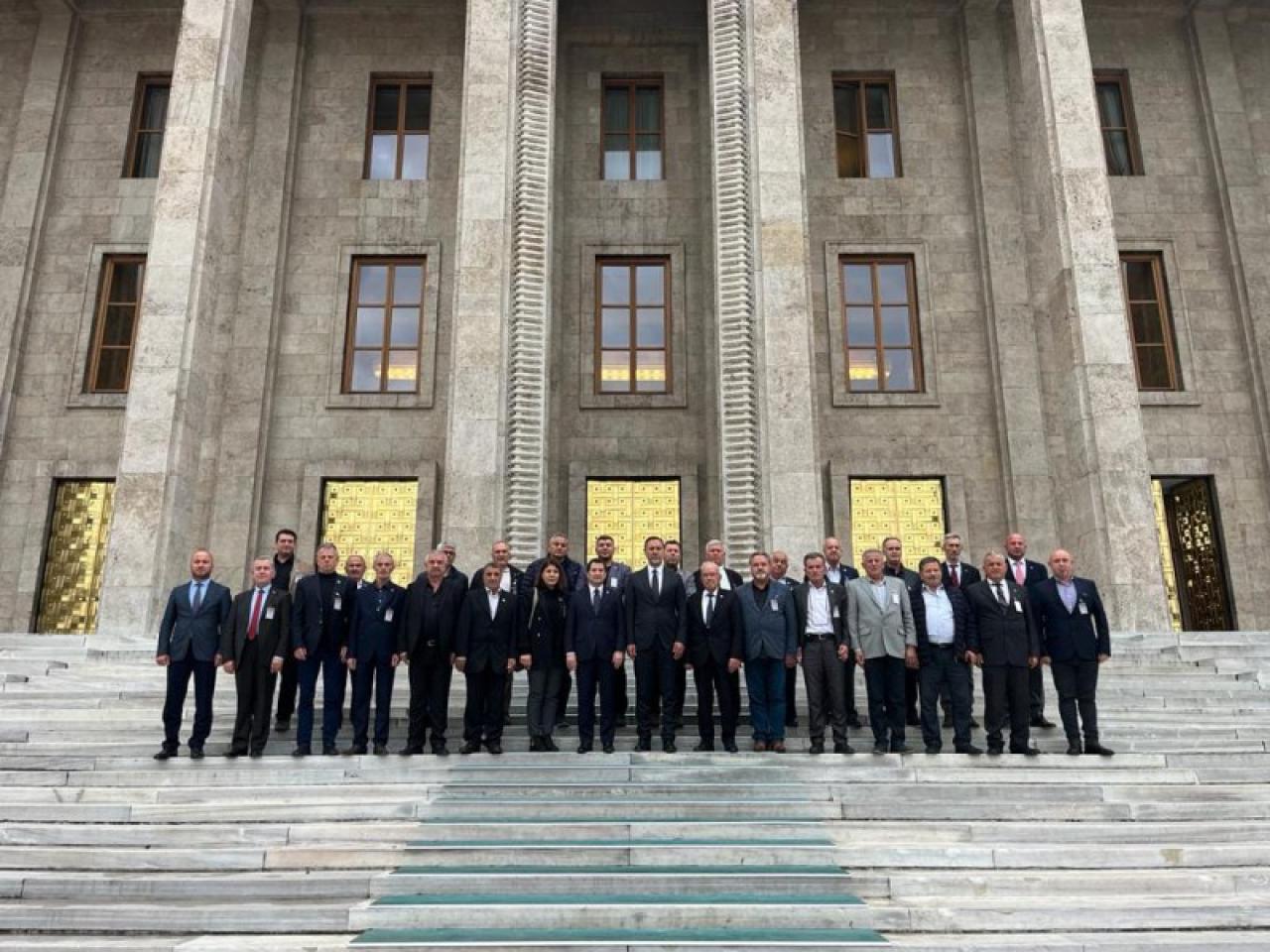 BAŞKAN YILMAZ MUHTARLAR İLE ANKARA MESAİSİ YAPTI