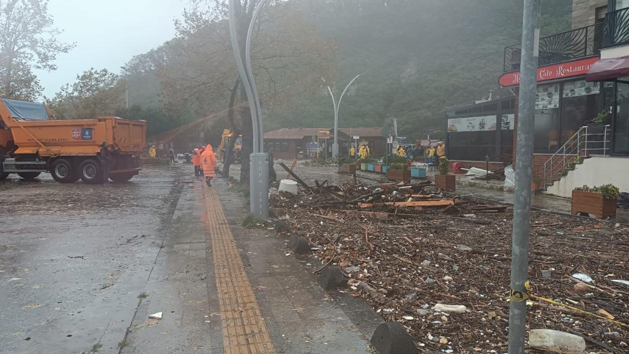 ŞİLE’YE 122 PERSONEL, 44 ARAÇLA MÜDAHALE EDİLDİ