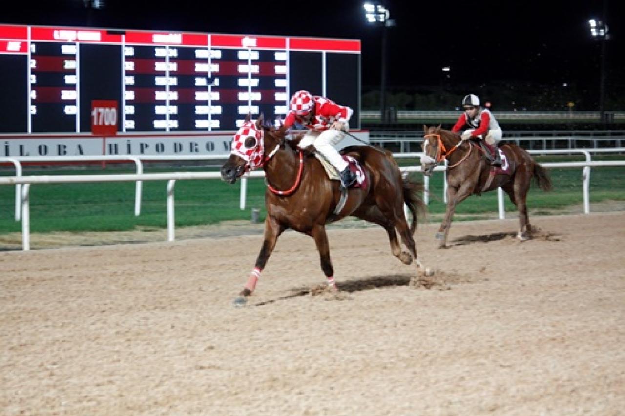 Adana Barosu Koşusu'nda birinciliğe Selanik Aslanı uzandı
