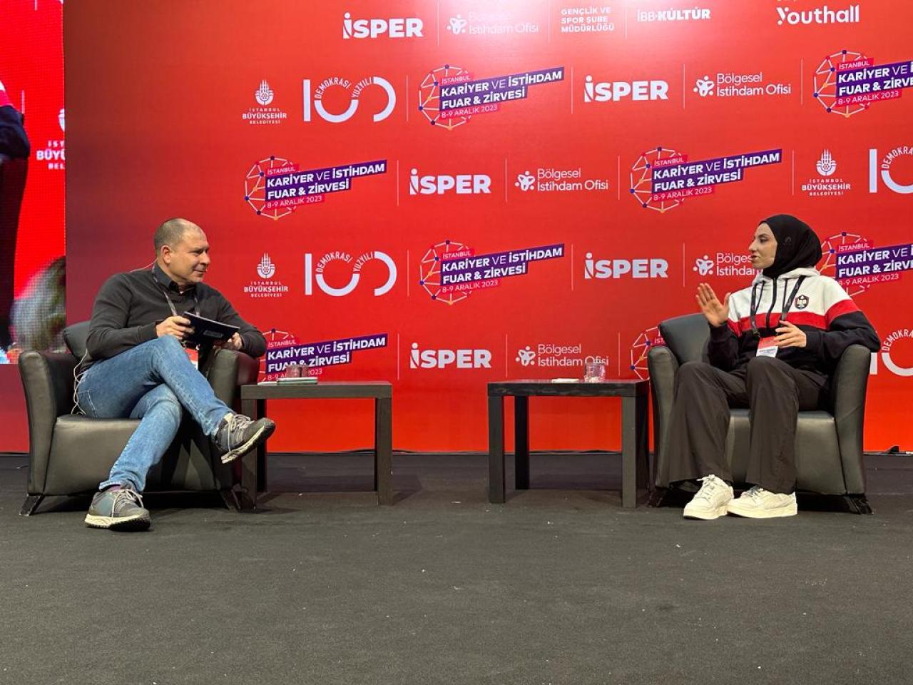 KÜBRA DAĞLI’DAN BAŞARININ SIRRI: “DIŞ SESLERE SAĞIRIM”