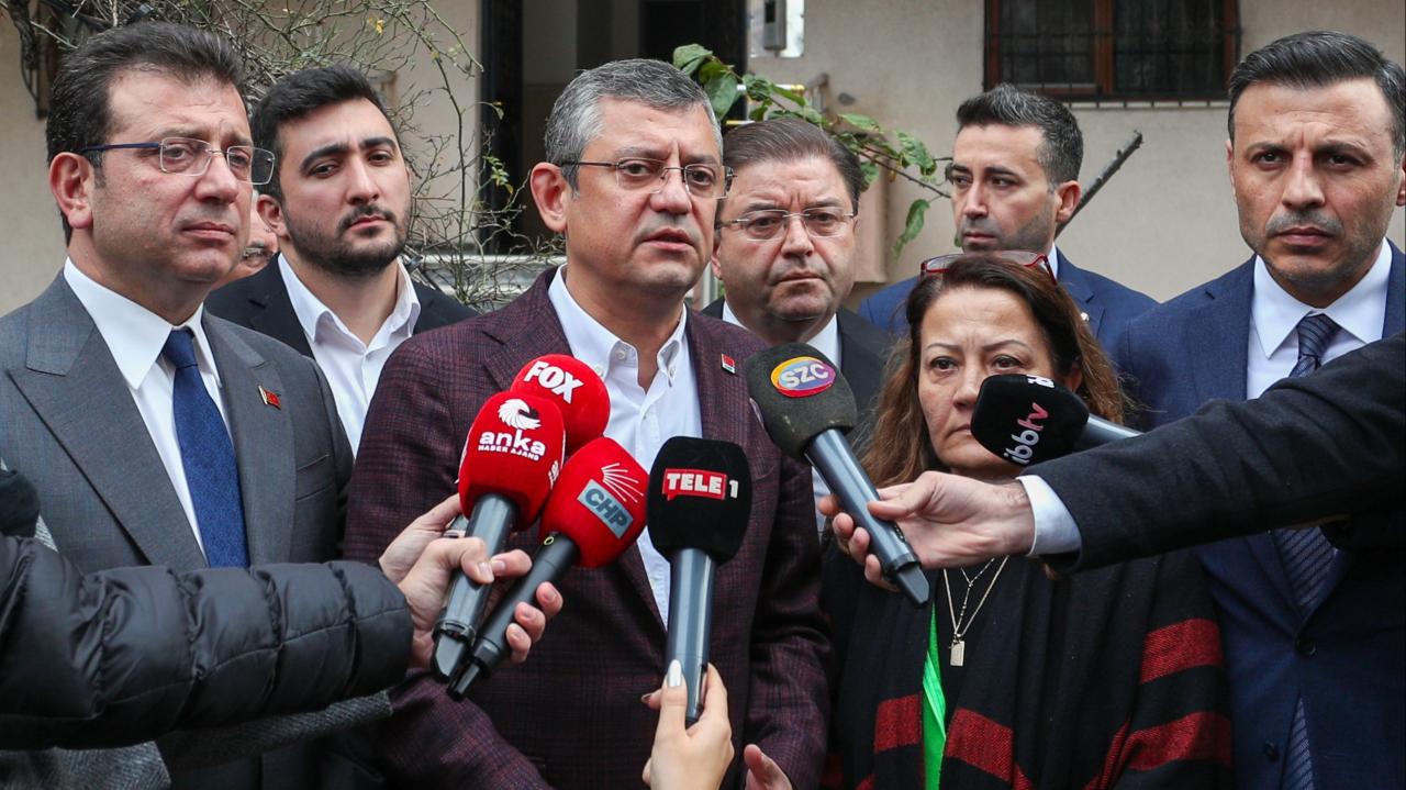 CHP Genel Başkanı Özgür Özel'in, Yunus Emre Göçer'in Ailesini Ziyareti Sonrasında Yaptığı Basın Açıklaması