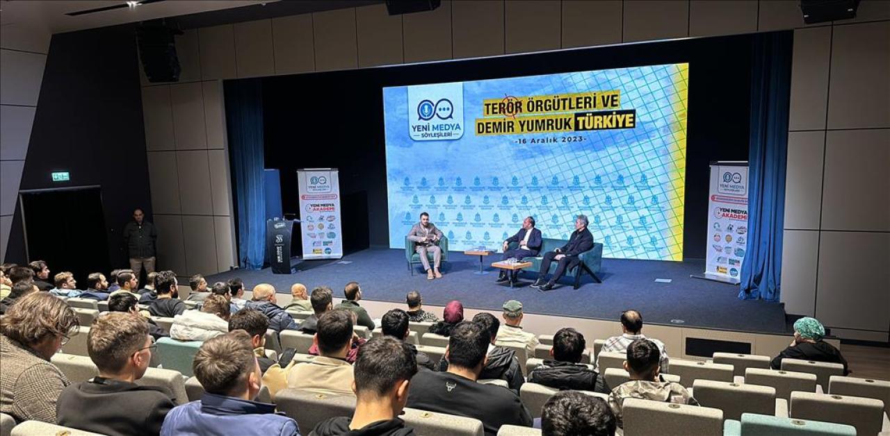 NEDİM ŞENER VE TÜRKER AKINCI BAŞAKŞEHİR YENİ MEDYA SÖYLEŞİLERİ’NDE