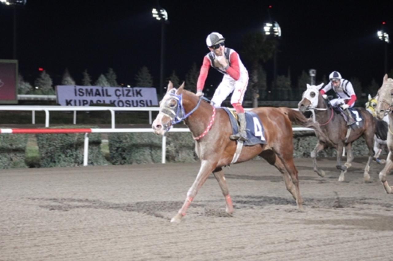 İsmail Çizik Koşusu’nu Bozkara kazandı