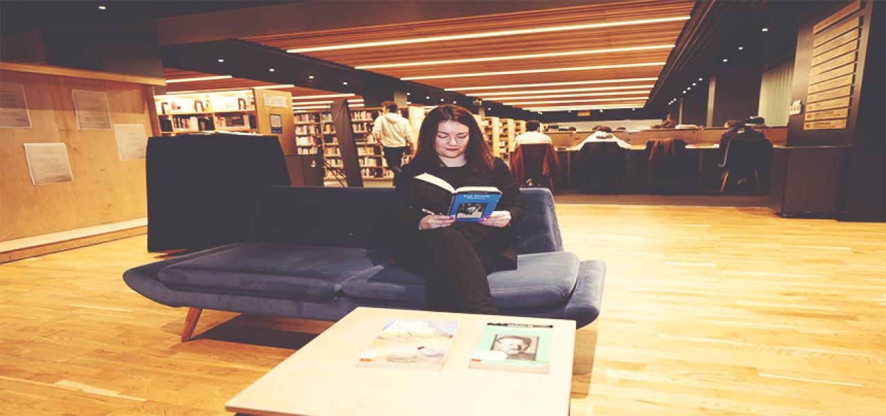 BEYLİKDÜZÜ’NDE EN ÇOK OKUNAN KİTAP “KÜRK MANTOLU MADONNA” OLDU