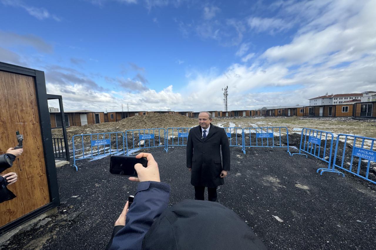 Başkan Hançerli Avcılar'daki Büyük Dönüşümü Yerinde Tanıttı