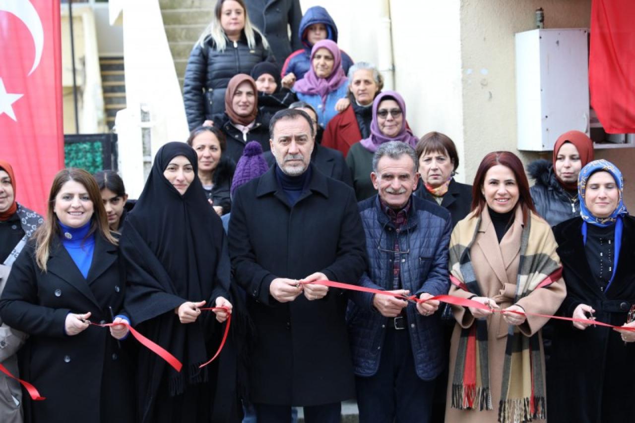 BAŞKAN YILMAZ KADIKÖYLÜ KADINLARLA BULUŞTU