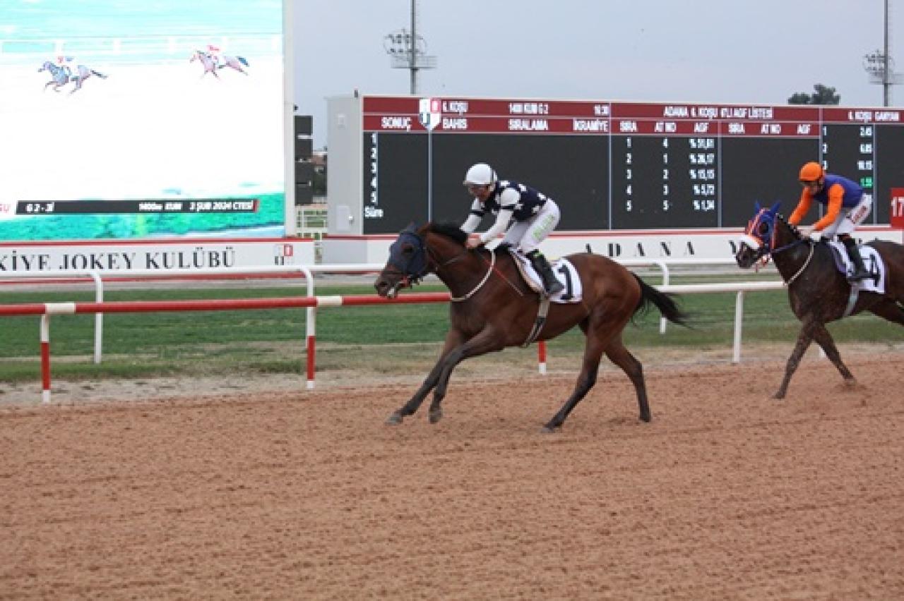 Adana’da düzenlenen G2 koşunun galibi Chariot oldu