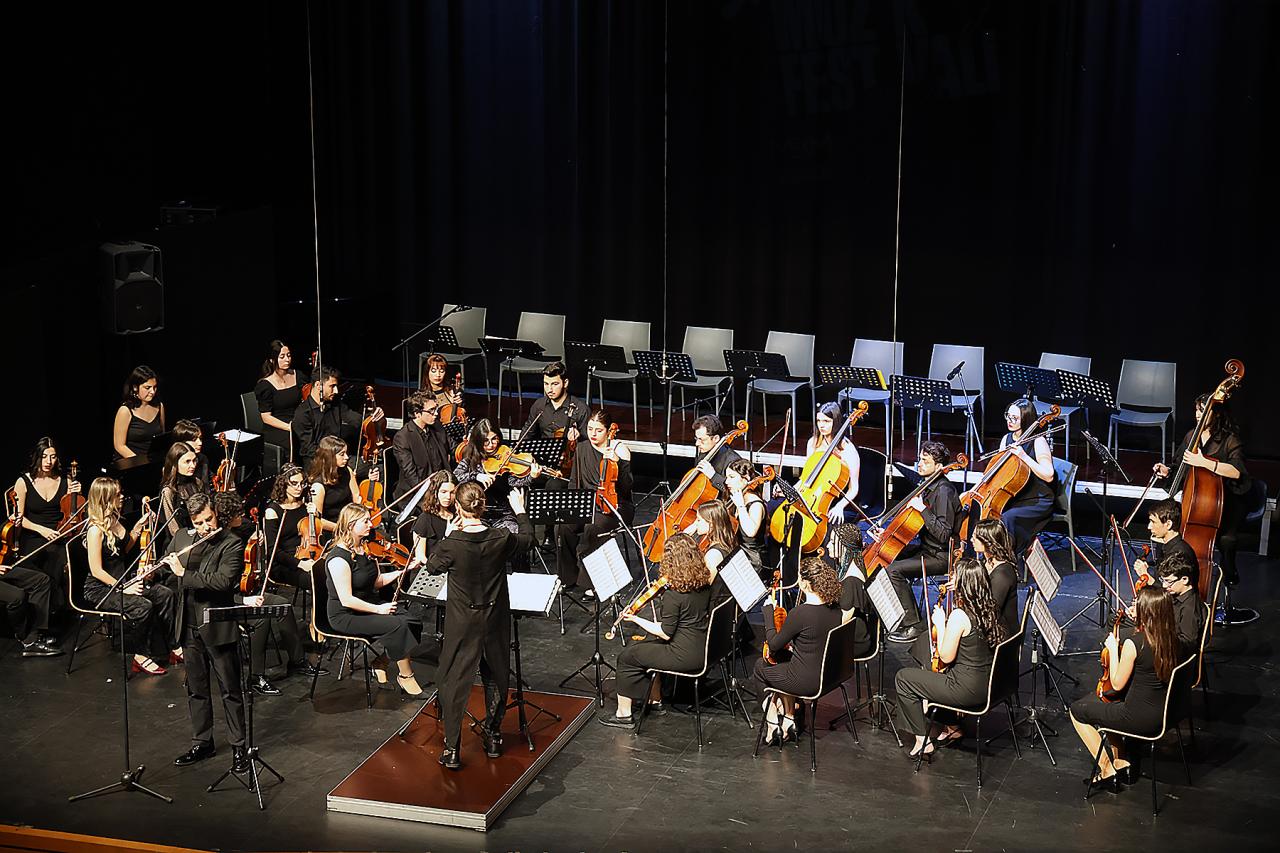 ATAŞEHİR BELEDİYESİ 5. KLASİK MÜZİK FESTİVALİ’NDE BÜLENT EVCİL SAHNE ALDI