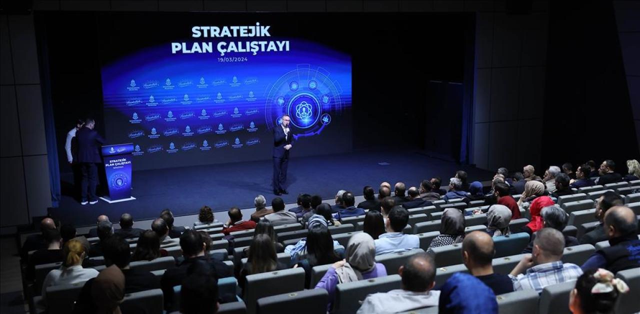 BAŞAKŞEHİR BELEDİYESİ’NDEN BEŞ YILLIK STRATEJİK PLAN ÇALIŞTAYI