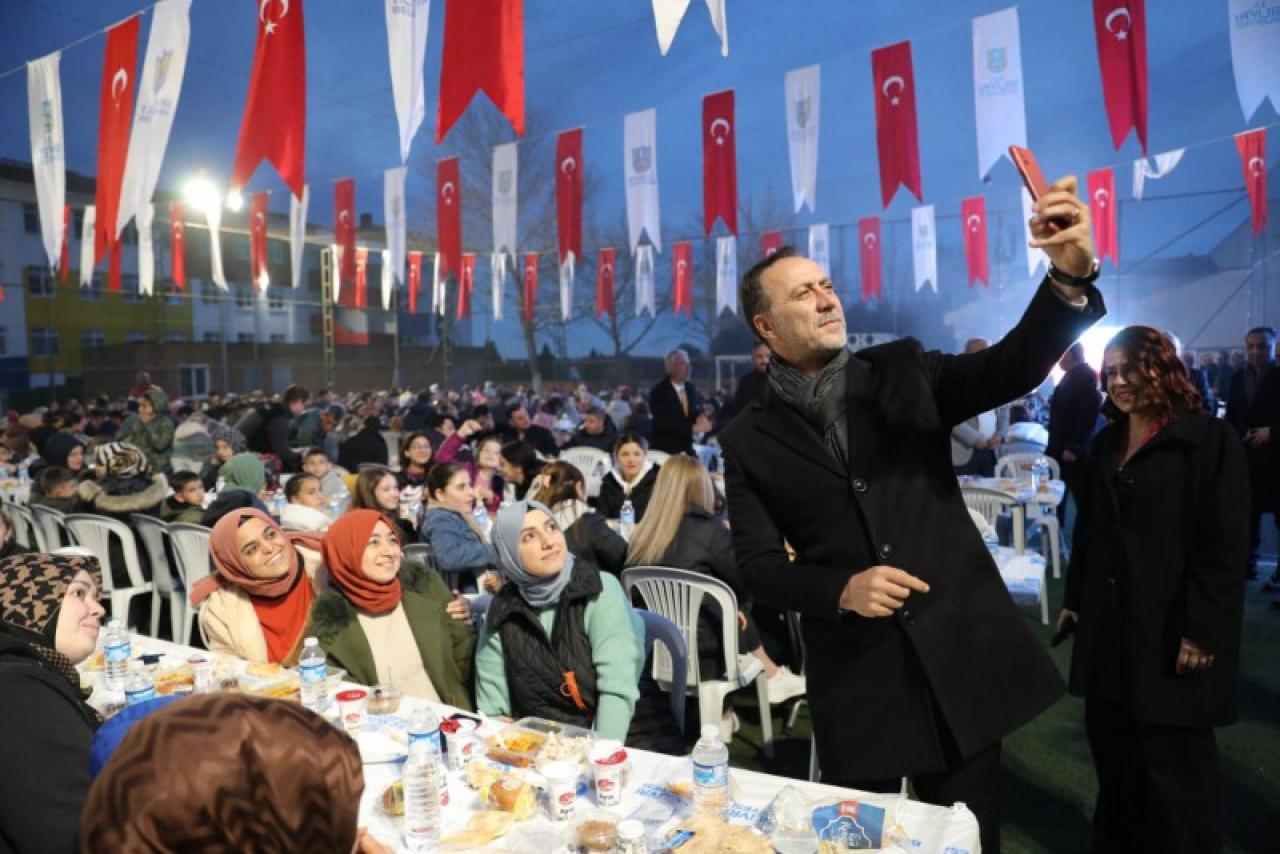 YILMAZ: “HİZMETLERİMİZ KİMSELER İÇİN DEĞİL HERKES İÇİNDİR”