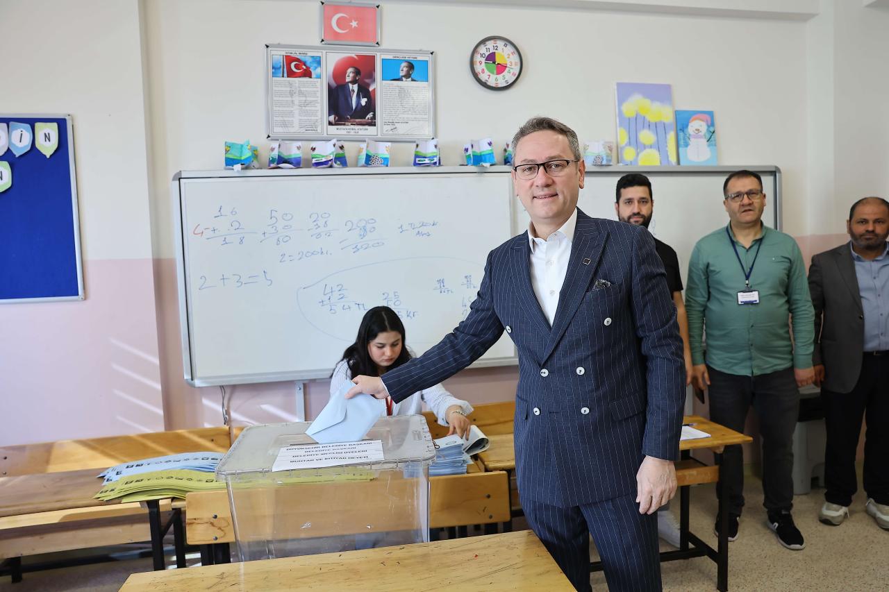 BAŞKAN KARTOĞLU OYUNU KULLANDI