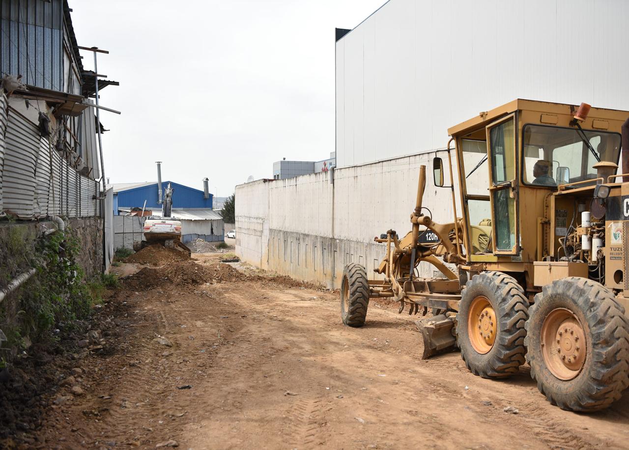 Tuzla Belediyesi, Altyapı Çalışmalarına Hız Kesmeden Devam Ediyor