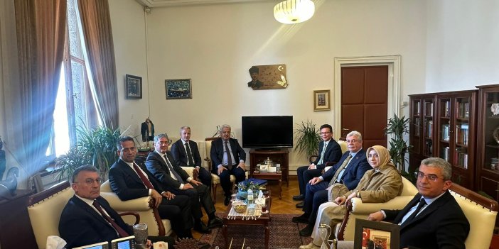 AKP VE MHP GRUPLARINDAN CHP'YE TAZİYE ZİYARETİ