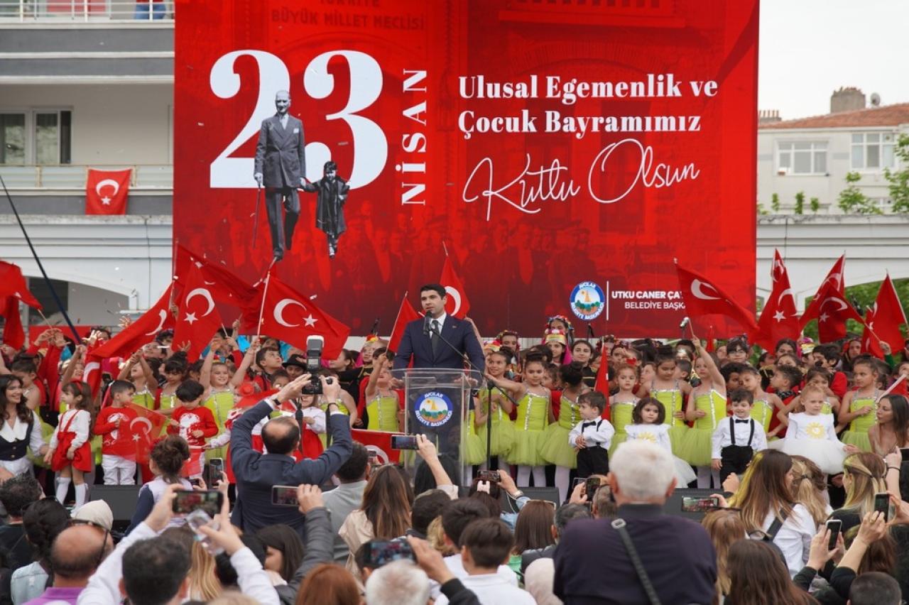 Avcılar'da 23 Nisan Coşkuyla Kutlandı