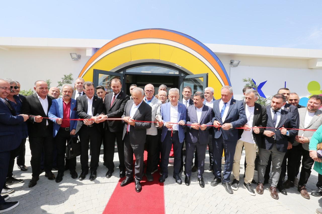 Bİ’MOLA ENGELSİZ YAŞAM MERKEZİ HİZMETE AÇILDI