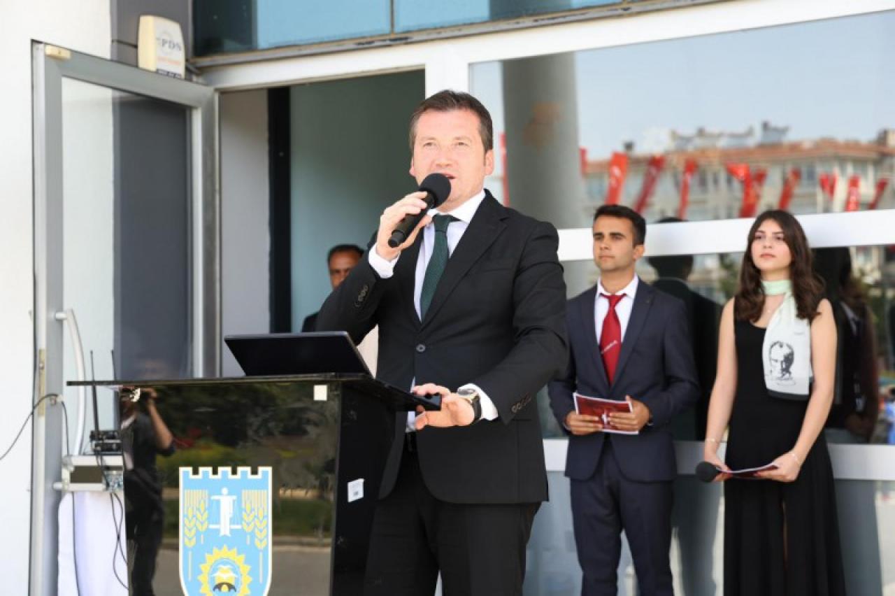 Silivri Belediye Başkanı Bora Balcıoğlu, TÜRAM Lisesi'nin 19 Mayıs Etkinliklerine Katıldı